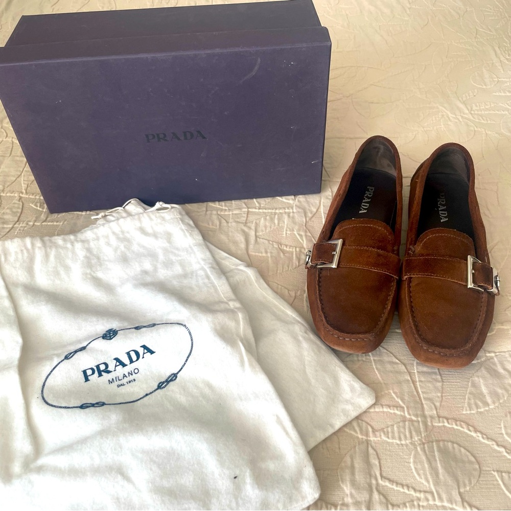 Prada Authentic Driving Loafers. Brown size 7.